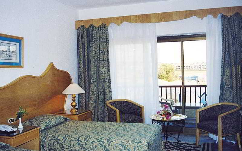 Hotel Turquoise Beach Şarm El-Şeyh Oda fotoğraf